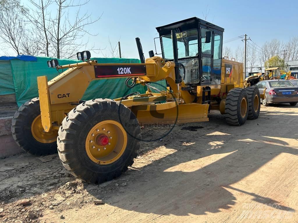CAT 120 K 平土機