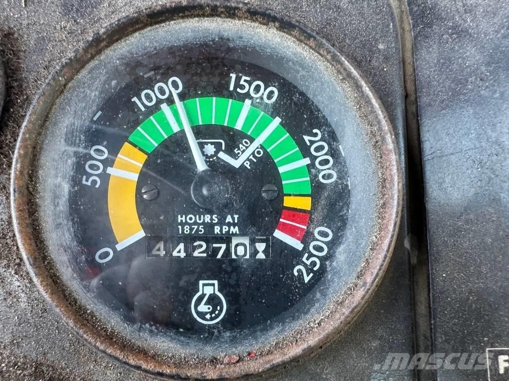 Massey Ferguson 265 曳引機