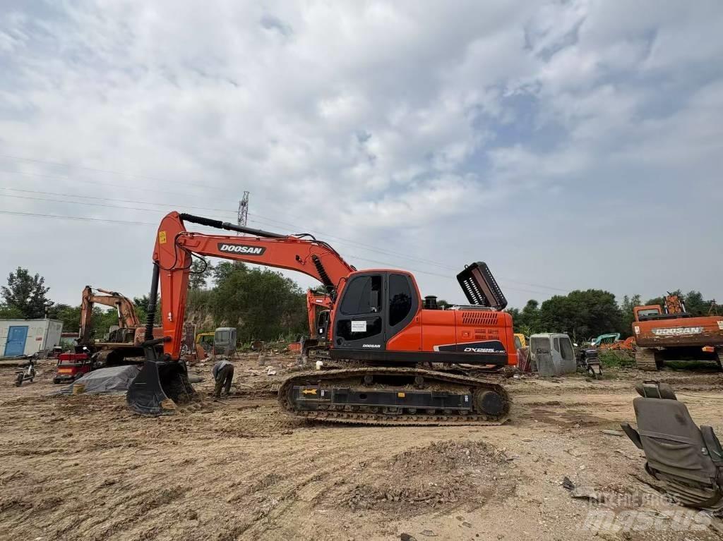Doosan DX225LC-9C 履帶式 挖土機/掘鑿機/挖掘機