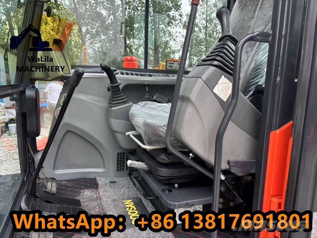 Doosan DX 60 小型挖土機/掘鑿機<7t(小型挖掘機)