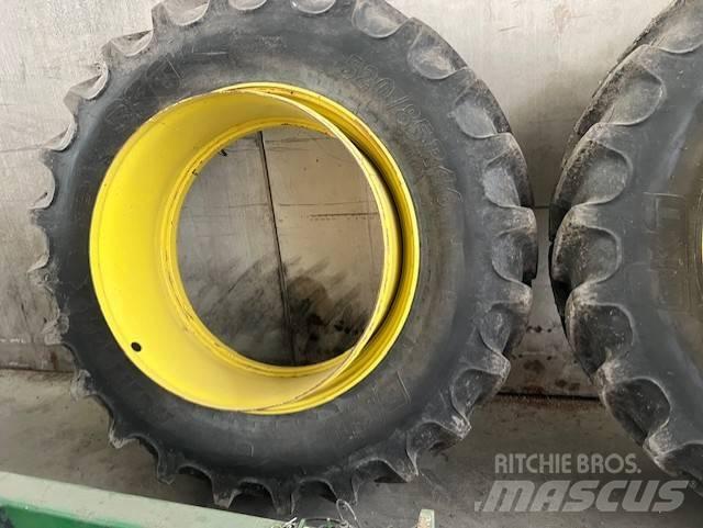 BKT 520/85R46 輪胎、車輪和輪圈