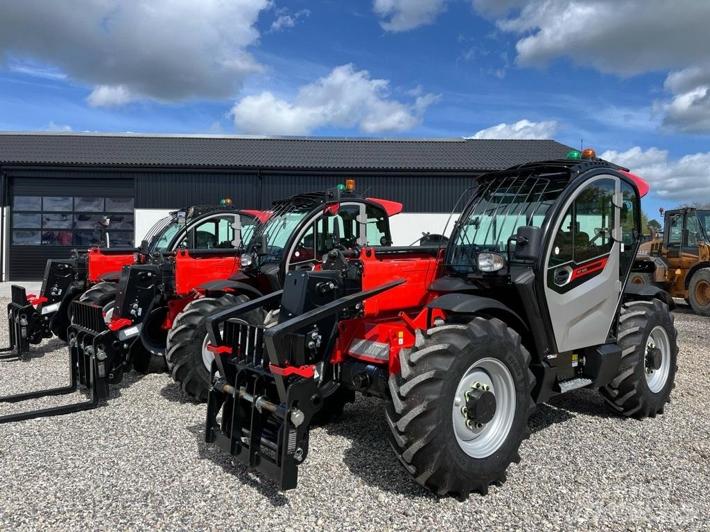 Manitou MT 935 伸縮臂操作車