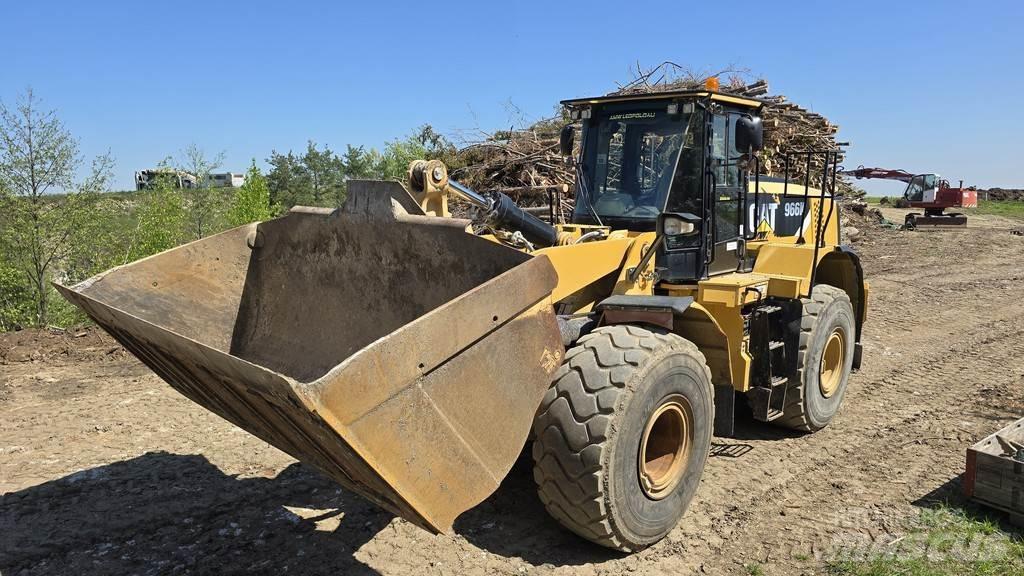 CAT 966K Radlader 輪胎式裝載機
