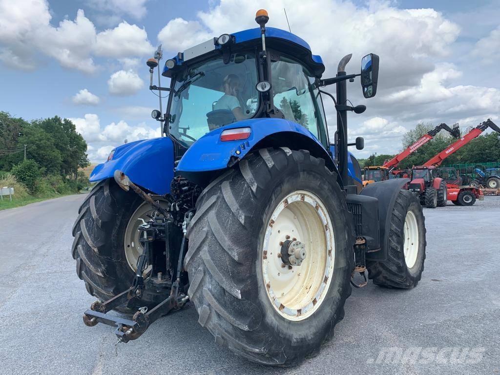 New Holland T 7.210 曳引機