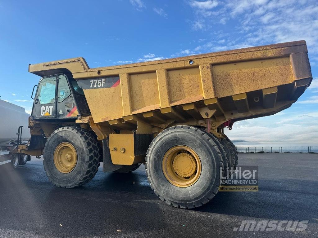 CAT 775 F 剛性傾卸卡車