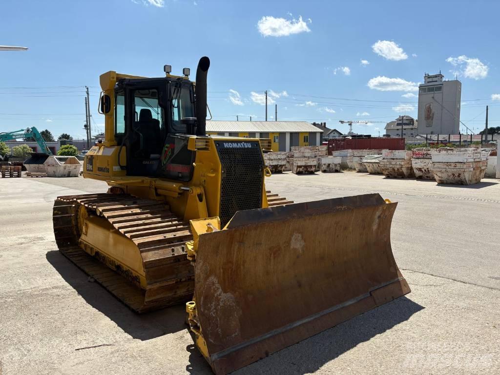 Komatsu 61 PX 履帶推土機