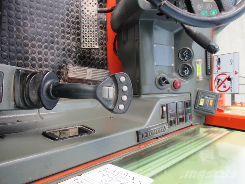 JLG 4013 (595) 伸縮臂操作車