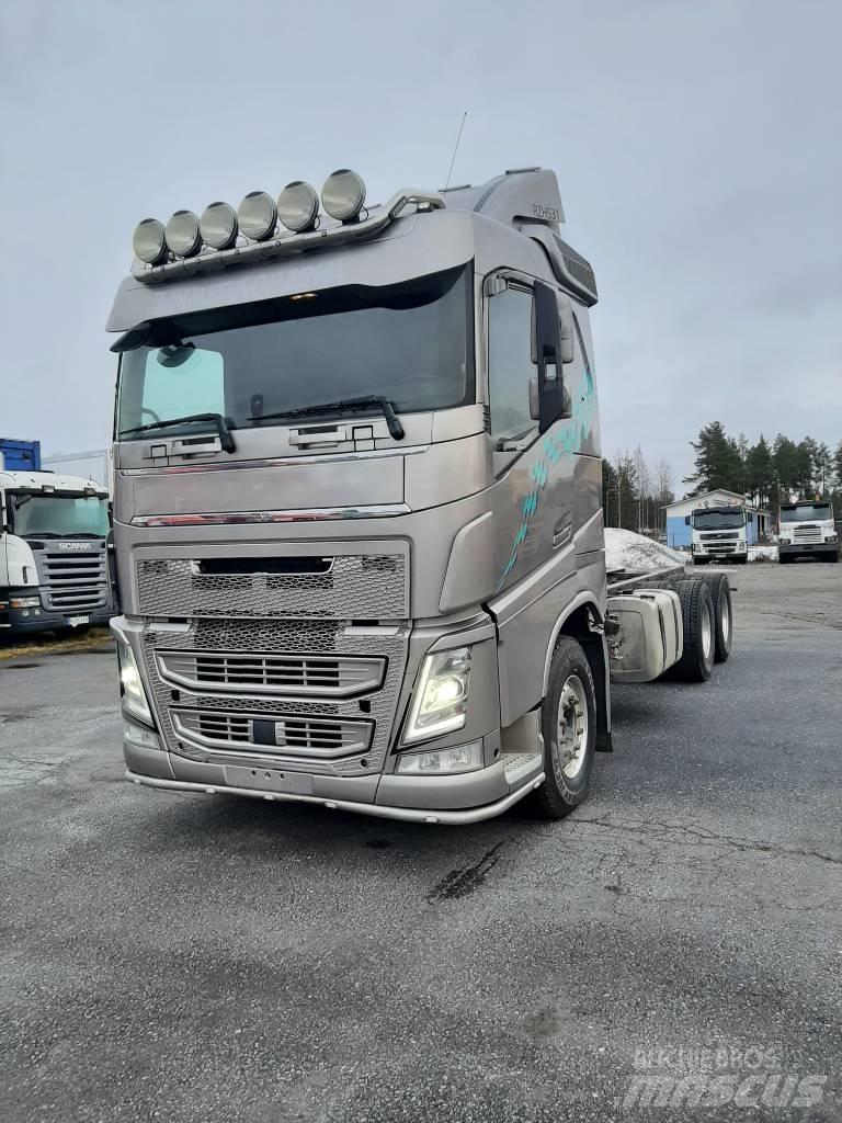 Volvo FH 13 商用底盤車