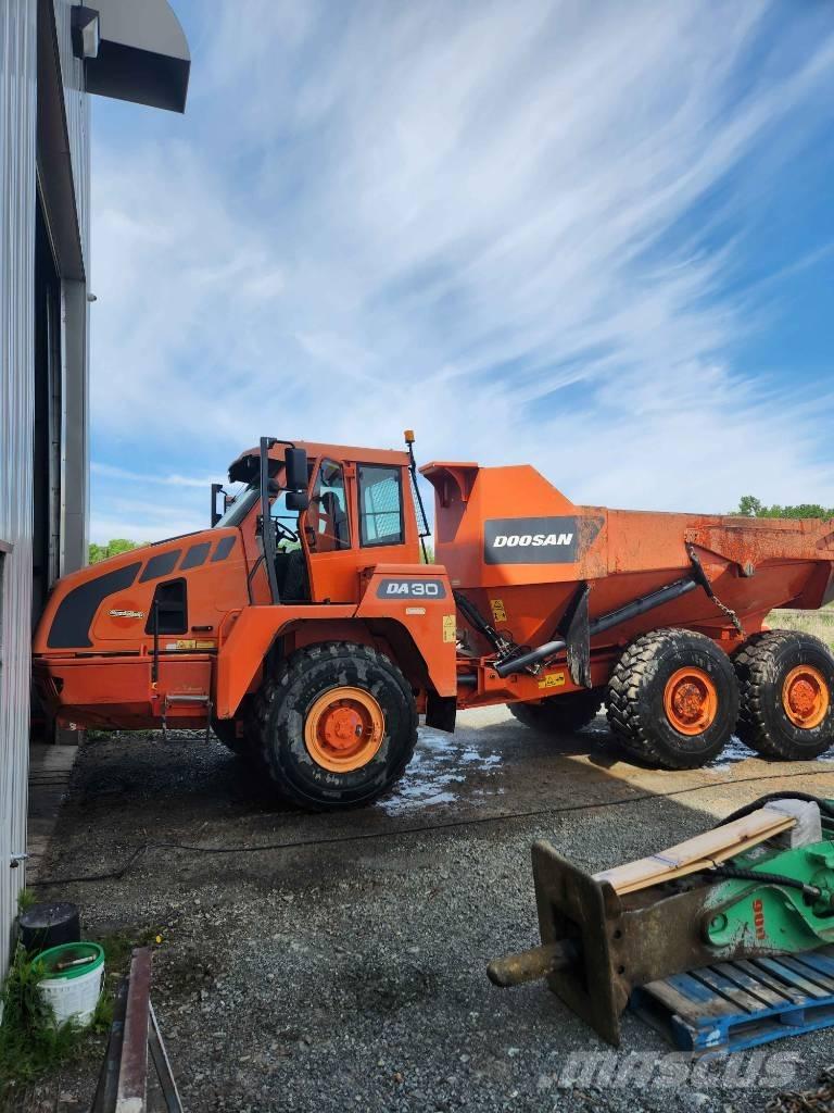 Doosan DA 30 鉸接式起吊車