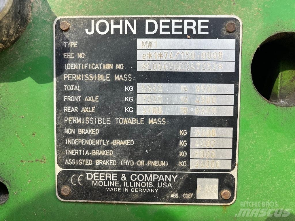 John Deere 6620 曳引機