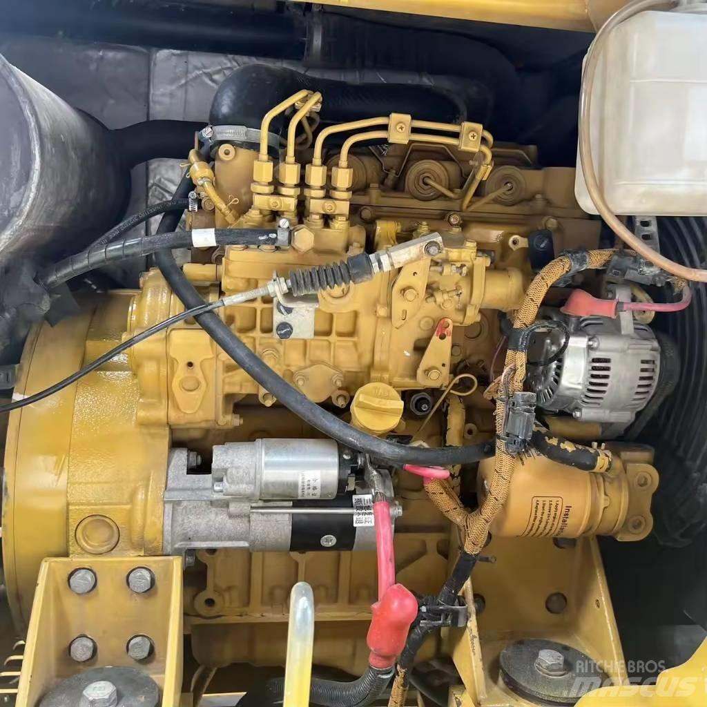 CAT 306 小型挖土機/掘鑿機<7t(小型挖掘機)