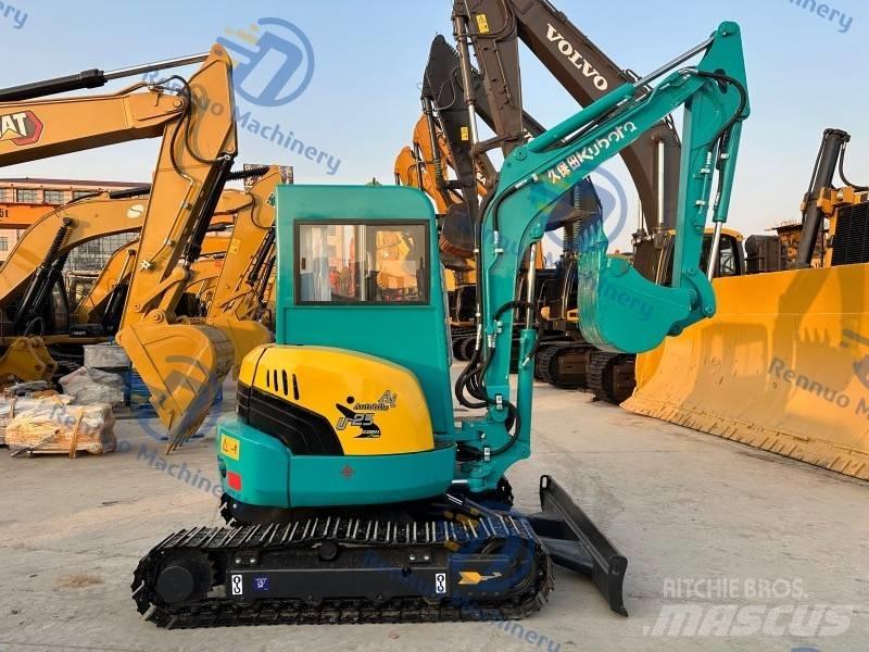 Kubota U 25 小型挖土機/掘鑿機<7t(小型挖掘機)