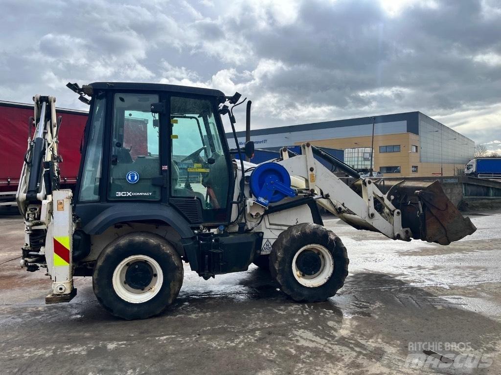 JCB 3CX Compact 反鏟裝載機