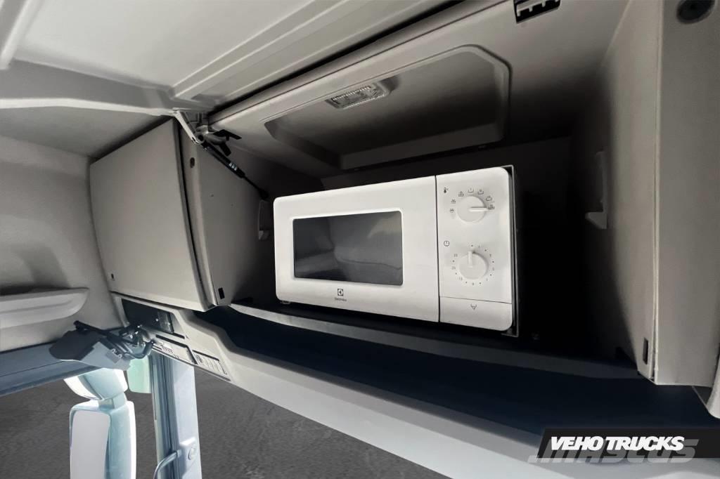 Scania R 580 6X2 NB 曳引機組件