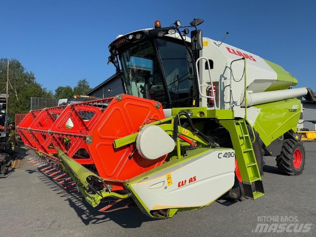 CLAAS Tucano 420 聯合收穫機