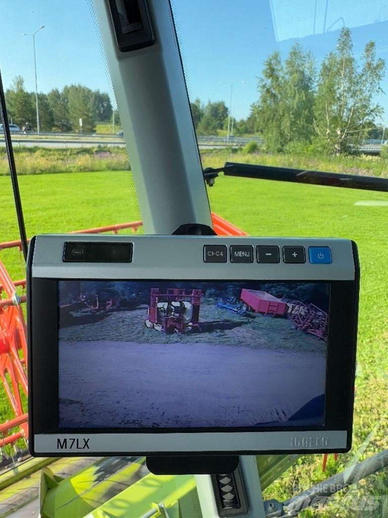 CLAAS Tucano 420 聯合收穫機