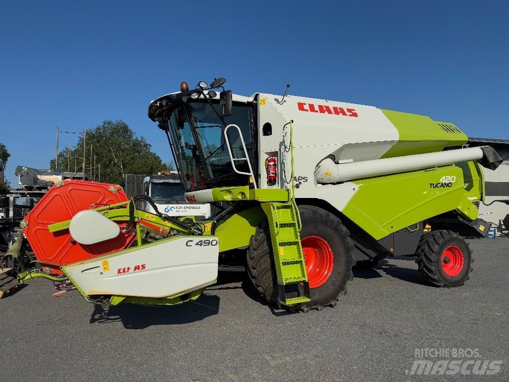 CLAAS Tucano 420 聯合收穫機