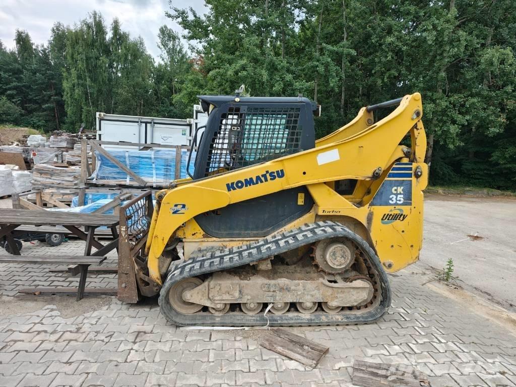 Komatsu CK 35 滑移轉向裝載機
