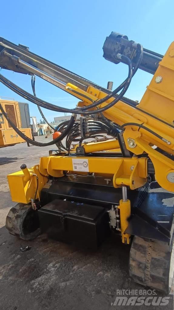  MGI Tonker 830 振動打樁機