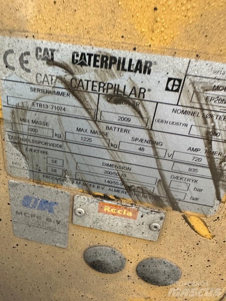 CAT 302.7DCR 小型挖土機/掘鑿機<7t(小型挖掘機)