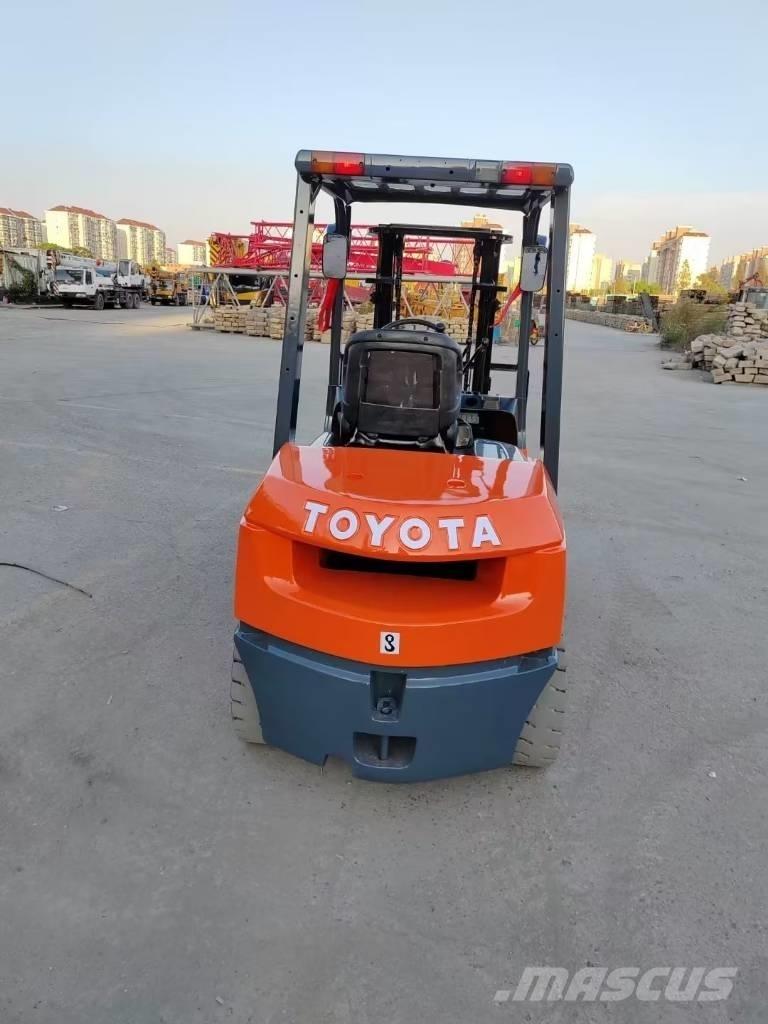 Toyota FD 30 柴油卡車