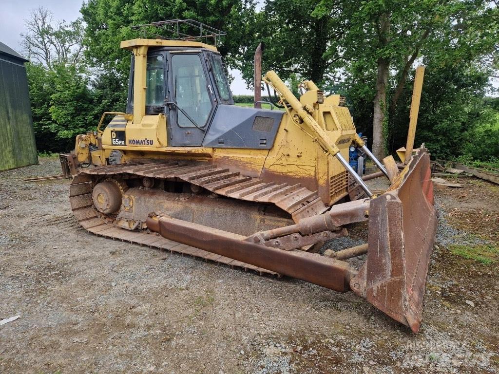 Komatsu Px65 履帶推土機