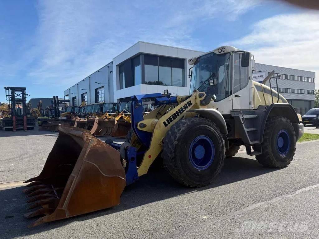 Liebherr L538 輪胎式裝載機