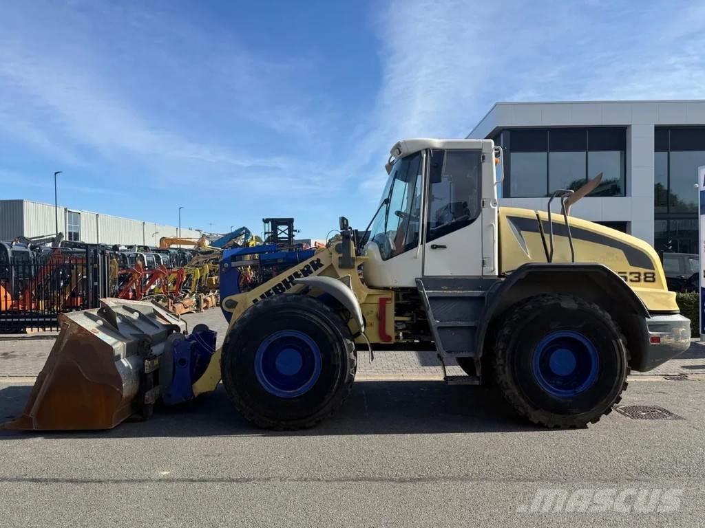 Liebherr L538 輪胎式裝載機