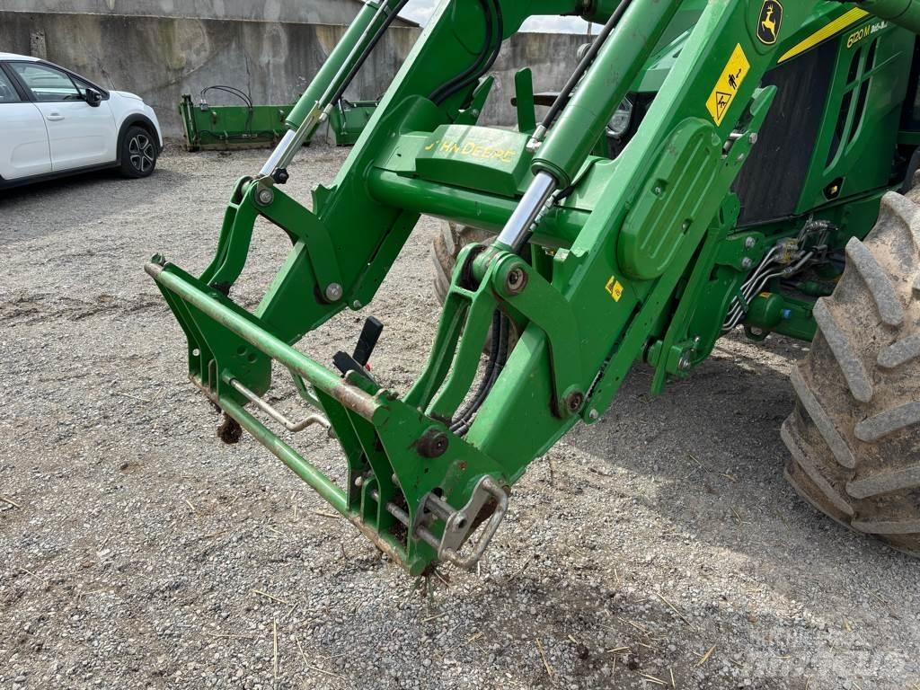 John Deere 6120M 曳引機