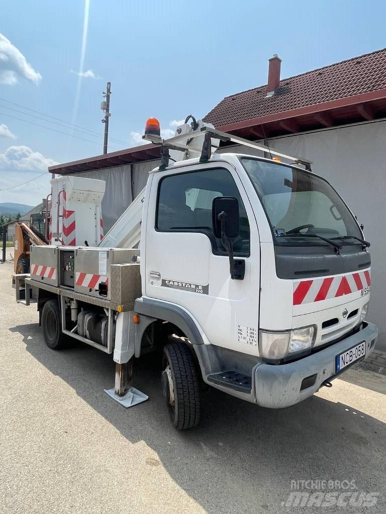 Nissan Cabstar 卡車裝載高空作業車