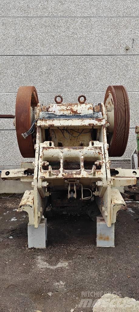 Metso C 100 破碎機
