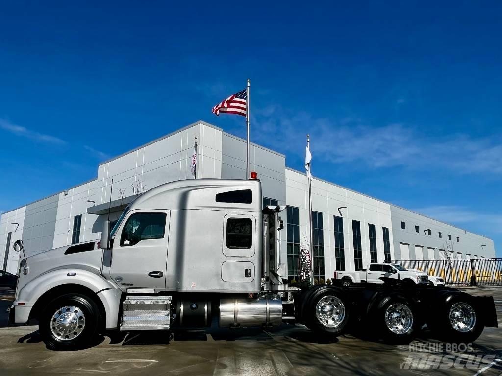 Kenworth T 880 曳引機組件