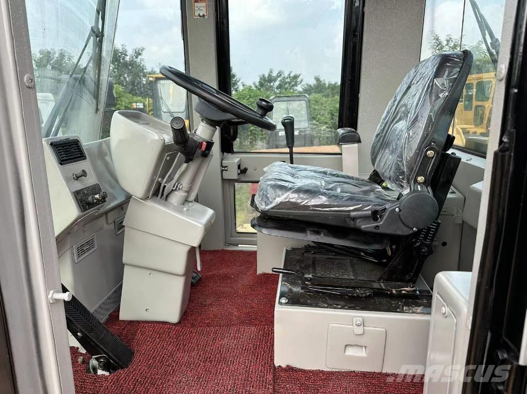 CAT 966G 輪胎式裝載機