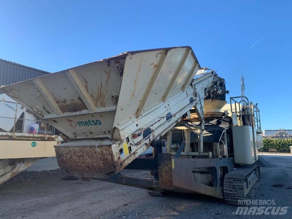 Metso LT 200 HP 移動式壓碎機