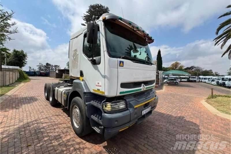 Renault KERAX 其他貨車