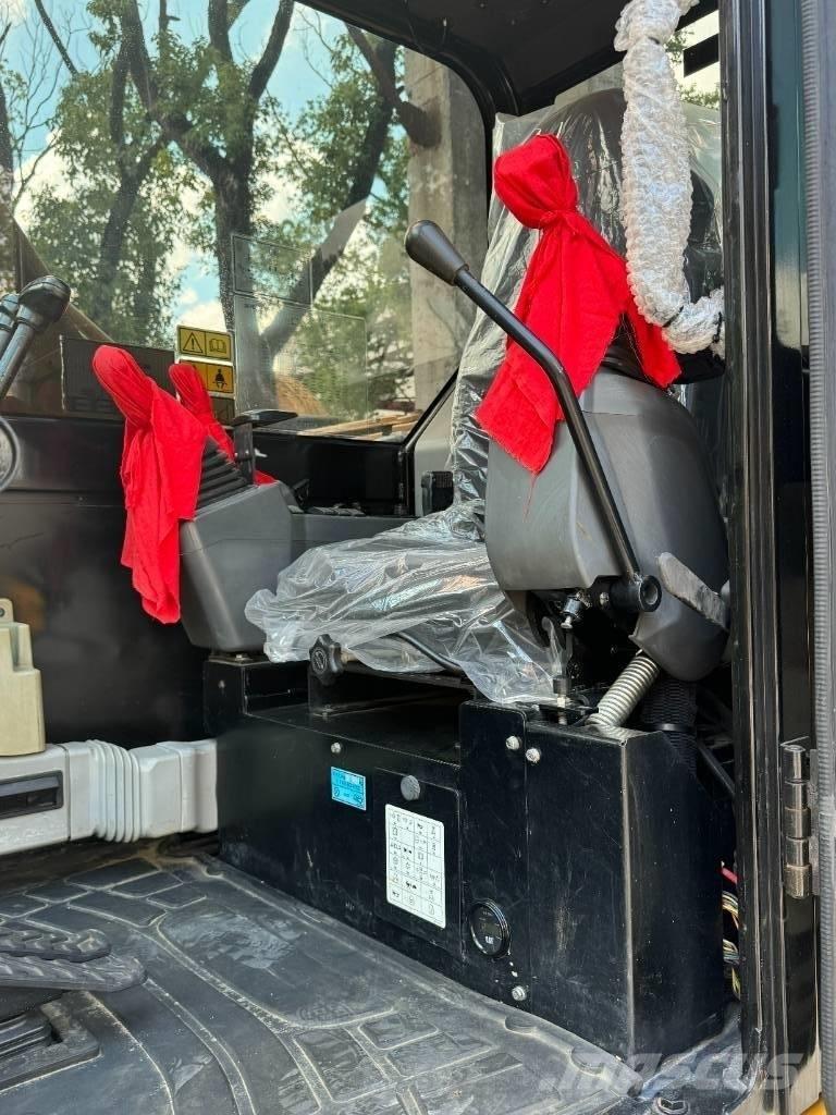 CAT 307E2 小型挖土機/掘鑿機<7t(小型挖掘機)