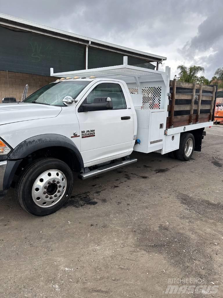 Dodge Ram 5500 都市/通用型車輛