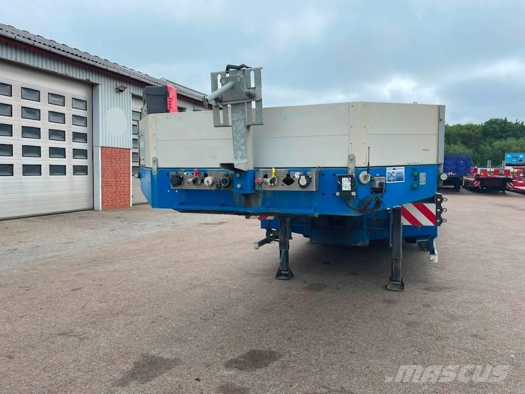 Goldhofer STZ-MPA 7 地架式半拖車