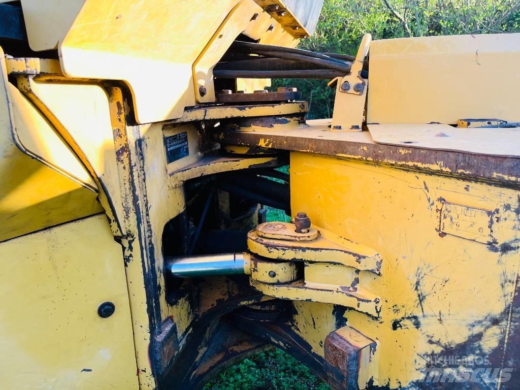CAT 545 C 集材機