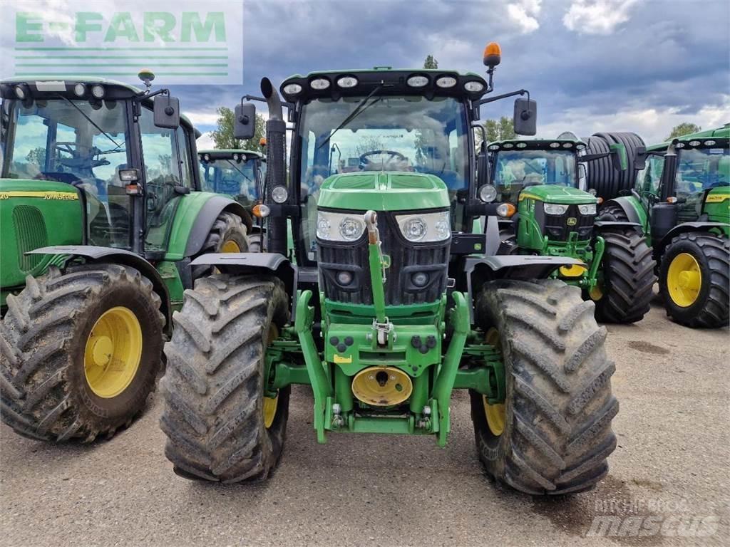 John Deere 6125R 曳引機