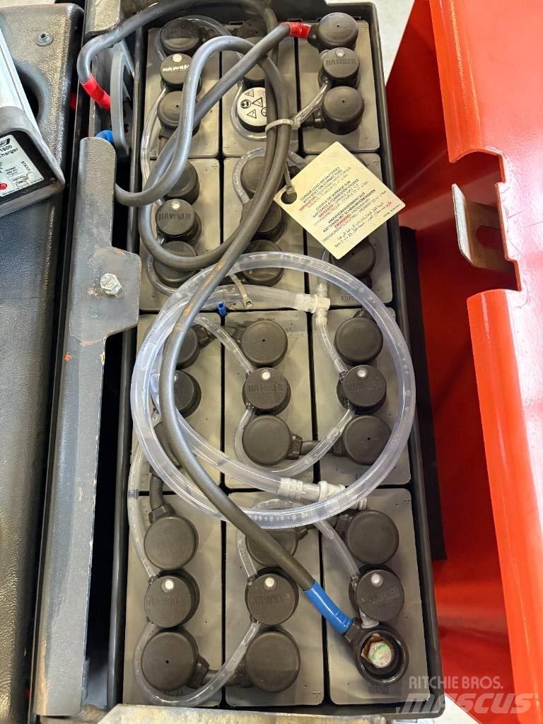 BT LPE 200 / 8 平台型低架升降機