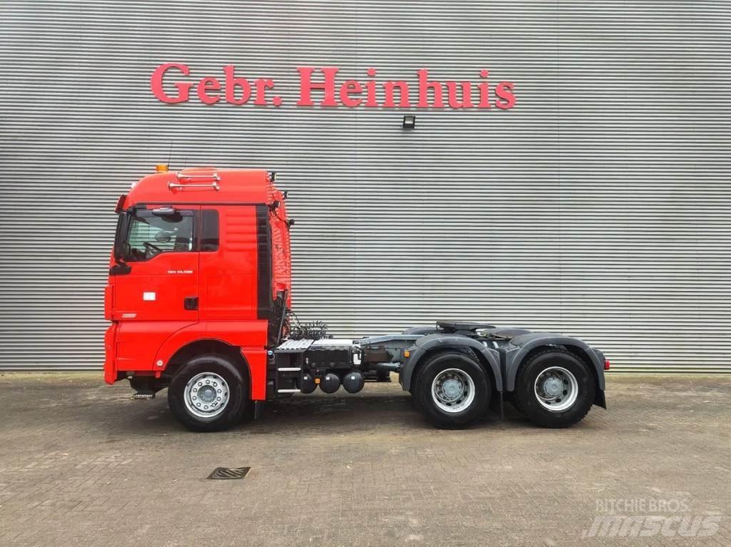MAN TGX 33.580 6x4 曳引機組件