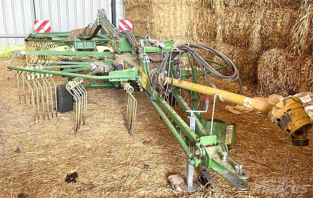Krone 710/26T 堆草機