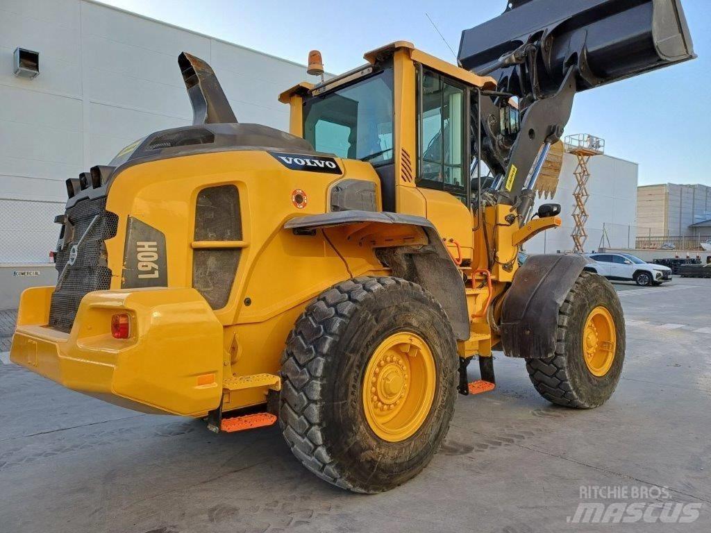 Volvo L 90 H 輪胎式裝載機