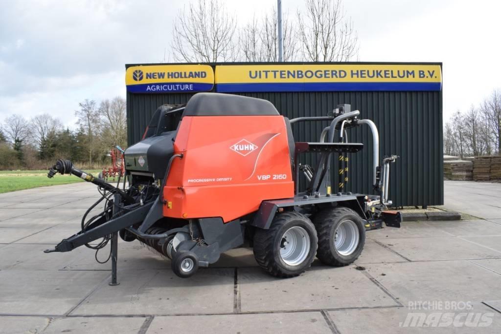 Kuhn VBP 2160 圓型牧草打包機