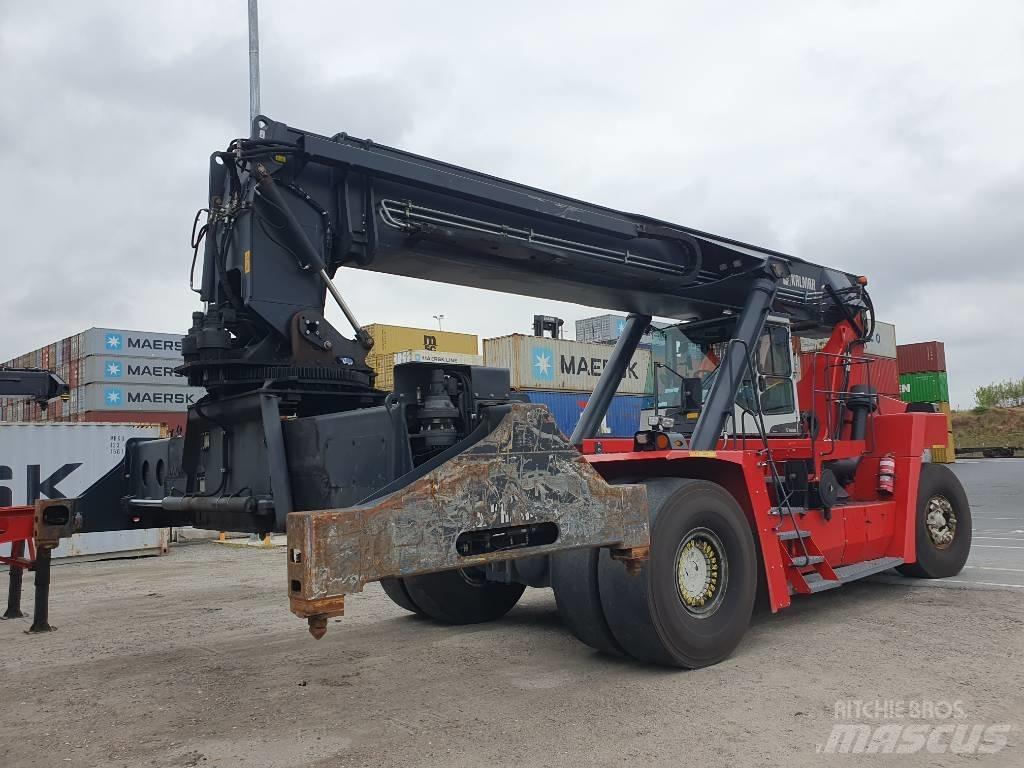 Kalmar DRU450-62S5 前伸型堆積機