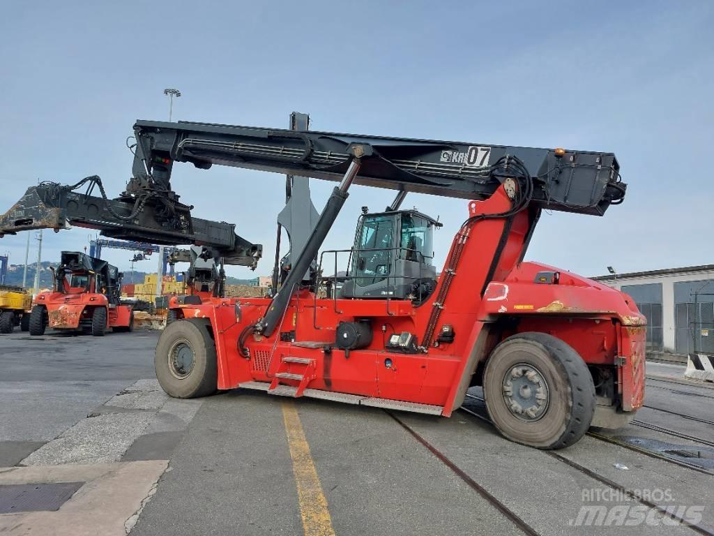 Kalmar DRG450-65S6 前伸型堆積機