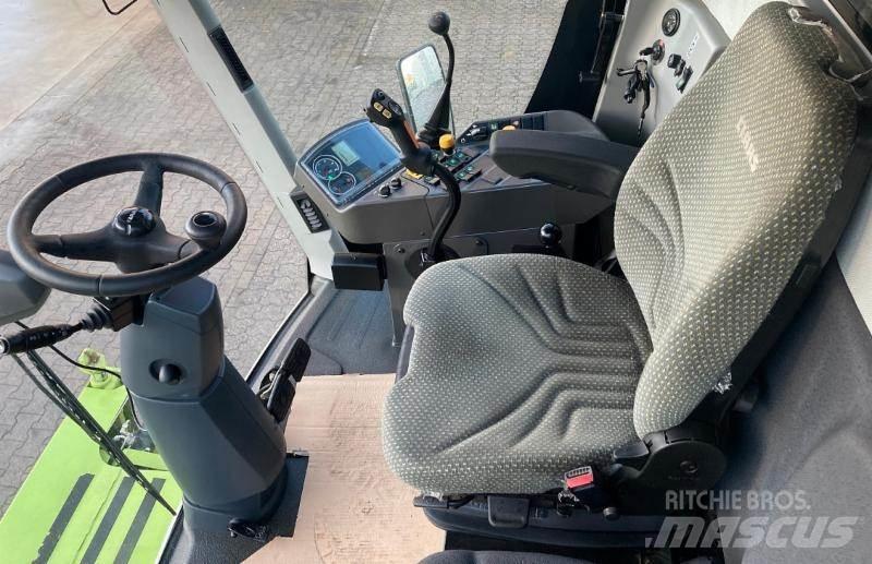 CLAAS AVERO 240 聯合收穫機