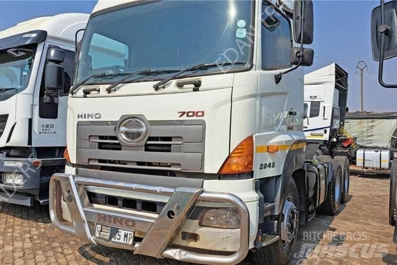 Hino 700 其他貨車