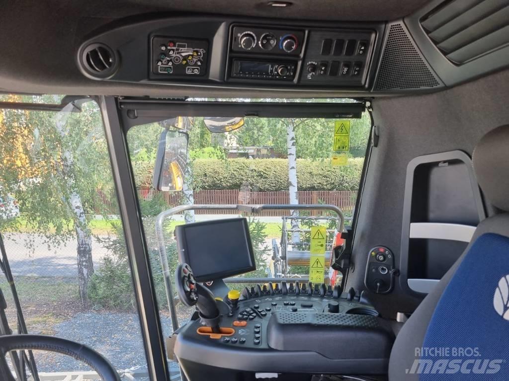 New Holland CX 8.70 聯合收穫機
